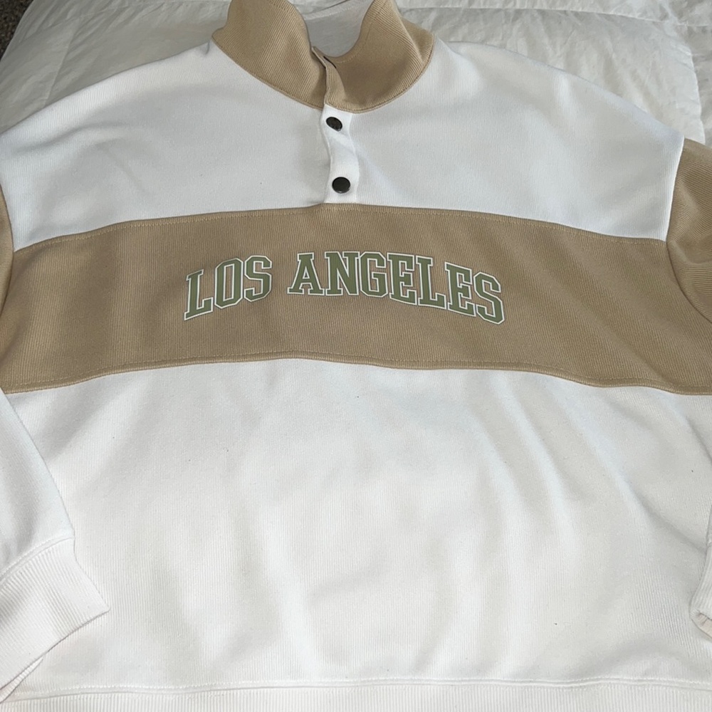 Los Angeles Graphic Pullover
